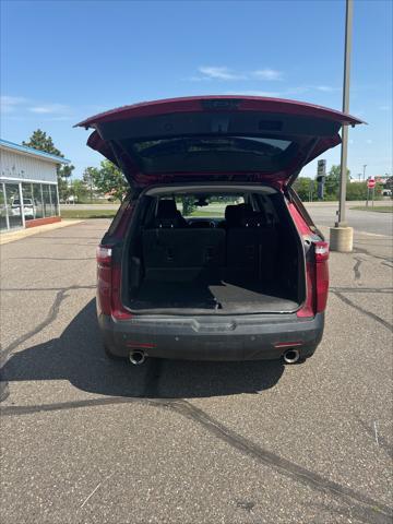 used 2021 Chevrolet Traverse car, priced at $25,468