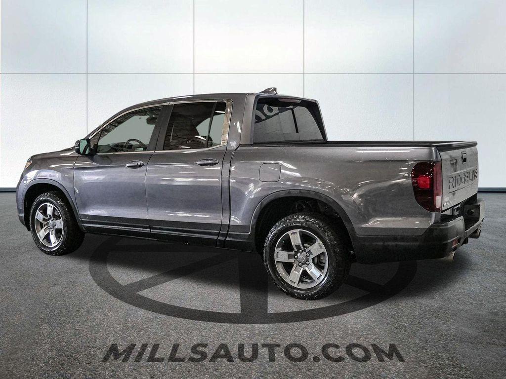 used 2024 Honda Ridgeline car, priced at $33,387