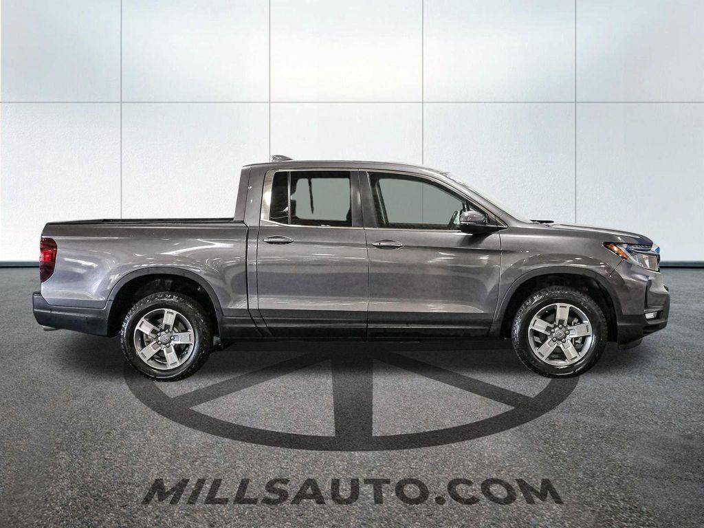 used 2024 Honda Ridgeline car, priced at $33,387