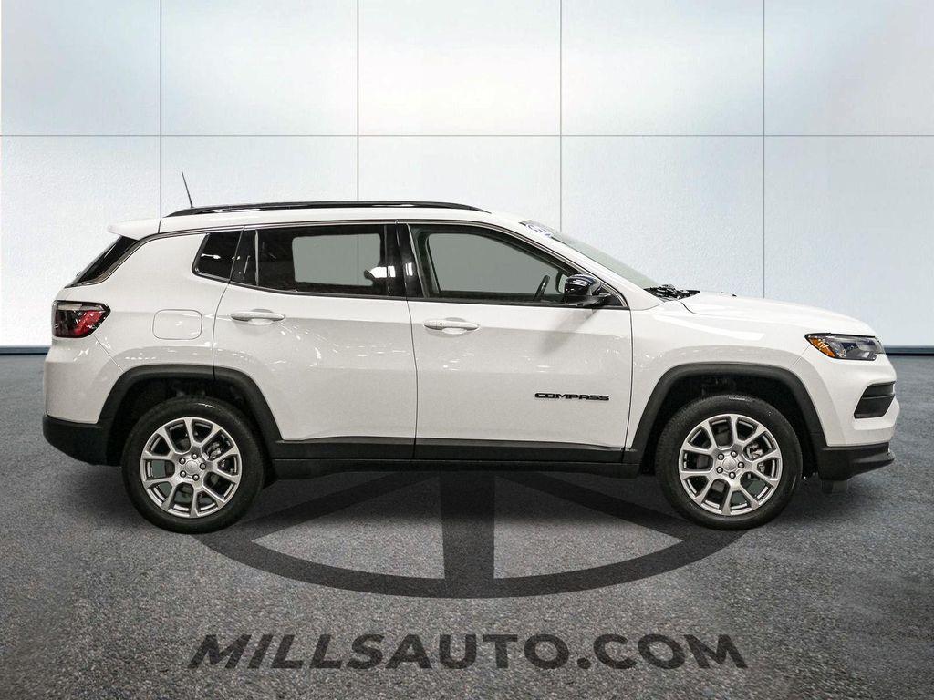 used 2022 Jeep Compass car, priced at $23,083