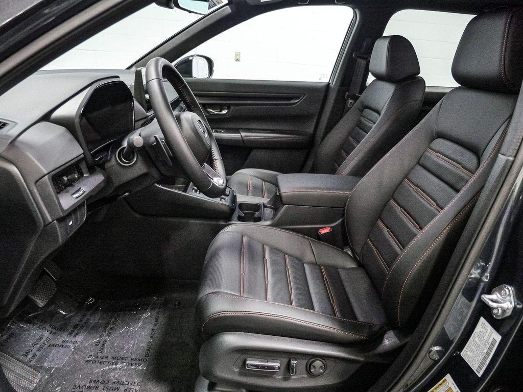new 2026 Honda CR-V Hybrid car, priced at $41,675