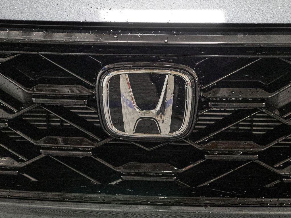 new 2026 Honda CR-V Hybrid car, priced at $41,675