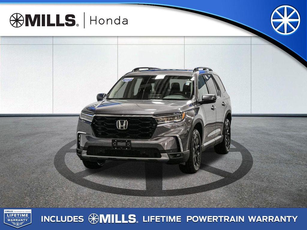 new 2025 Honda Pilot car, priced at $48,499