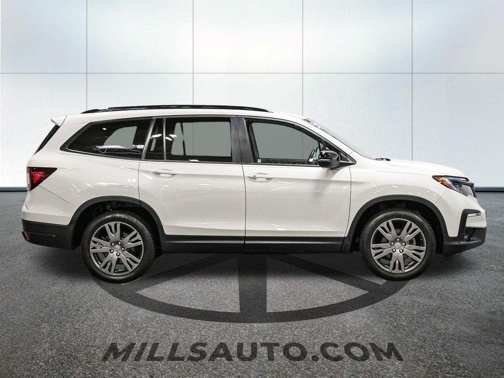 used 2022 Honda Pilot car, priced at $28,999