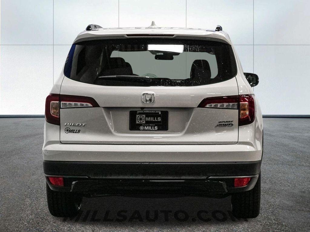 used 2022 Honda Pilot car, priced at $28,999