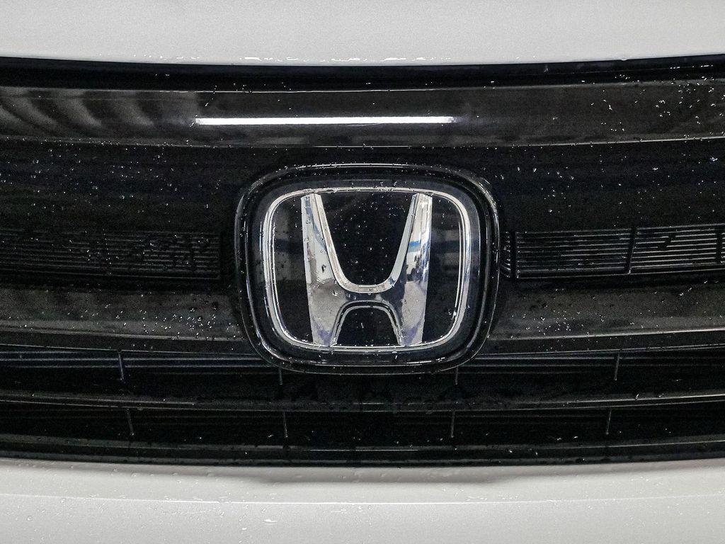 used 2022 Honda Pilot car, priced at $28,999