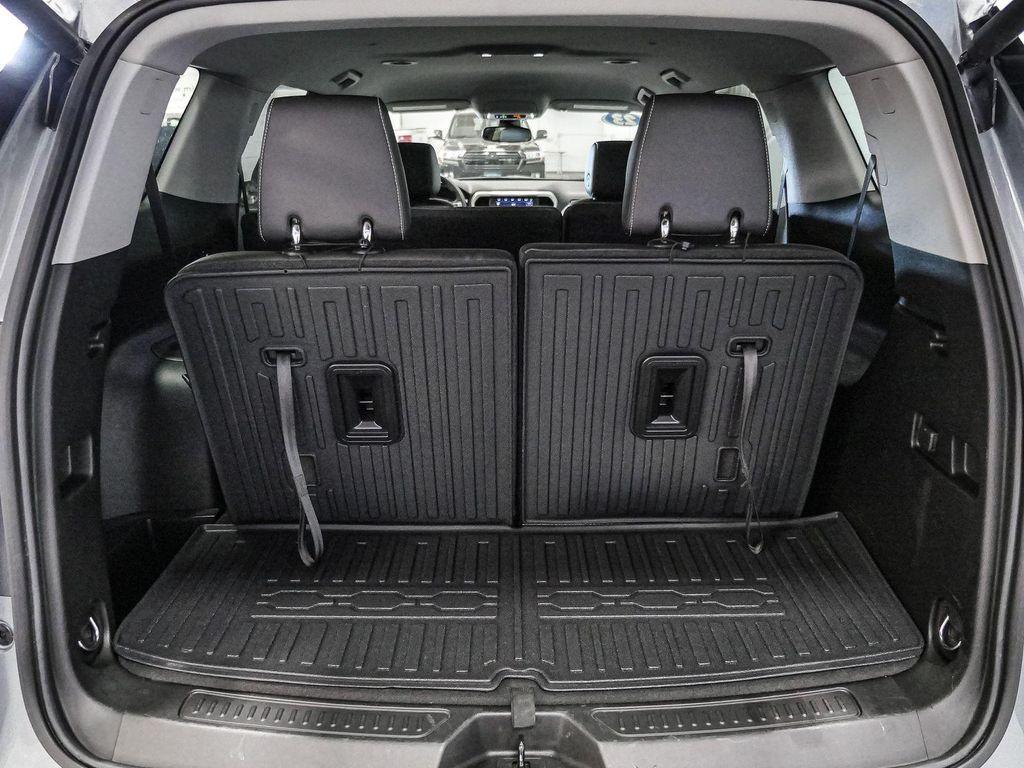 used 2023 GMC Acadia car, priced at $28,924