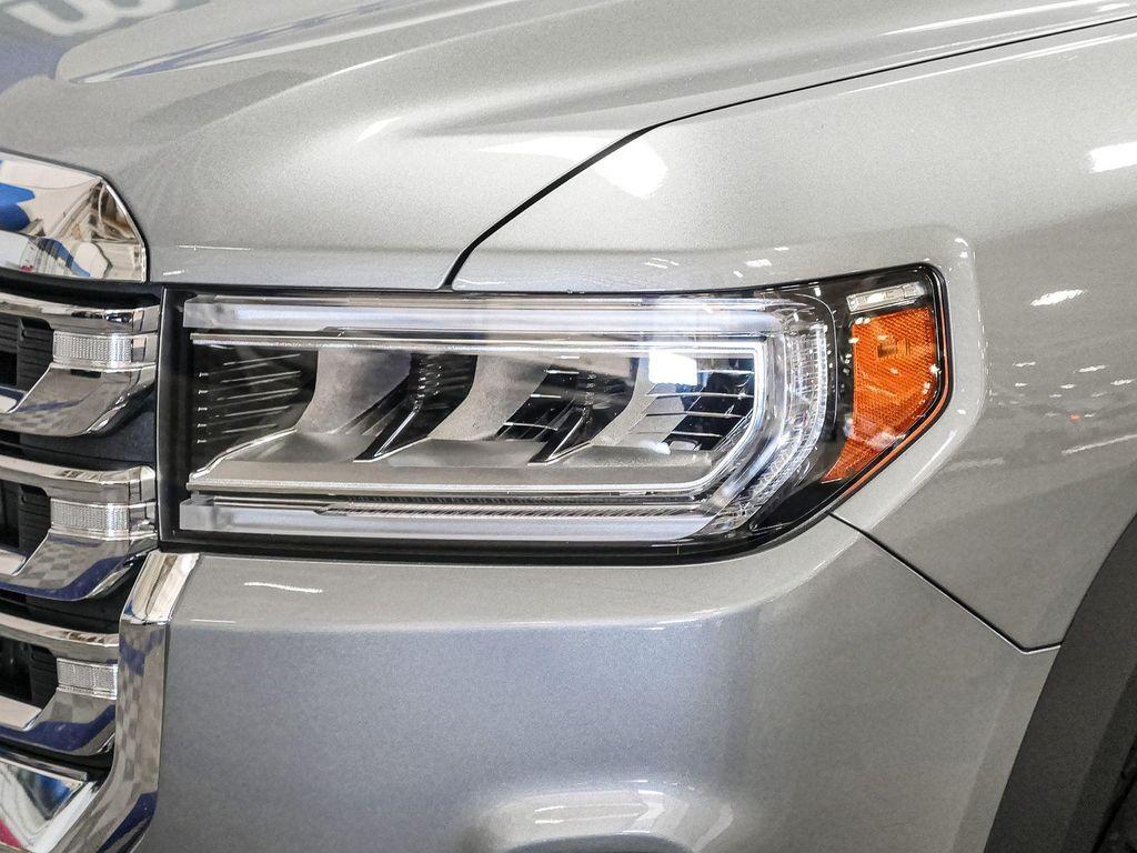 used 2023 GMC Acadia car, priced at $28,924