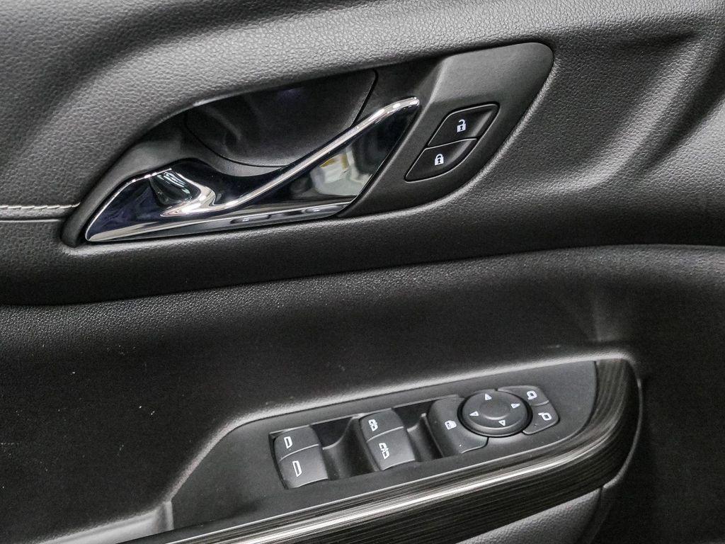 used 2023 GMC Acadia car, priced at $28,924