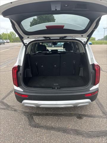 used 2022 Kia Telluride car, priced at $33,573