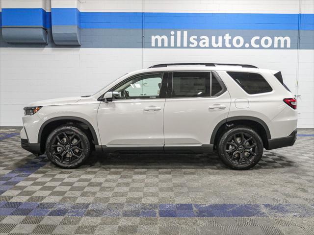 new 2025 Honda Pilot car, priced at $49,120