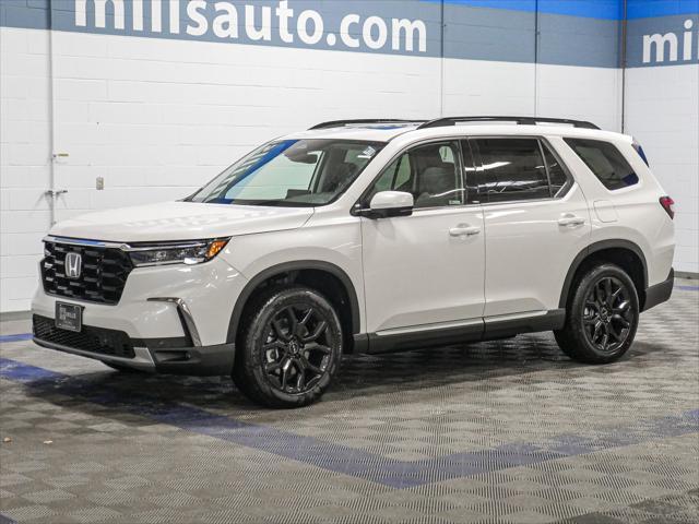 new 2025 Honda Pilot car, priced at $49,120