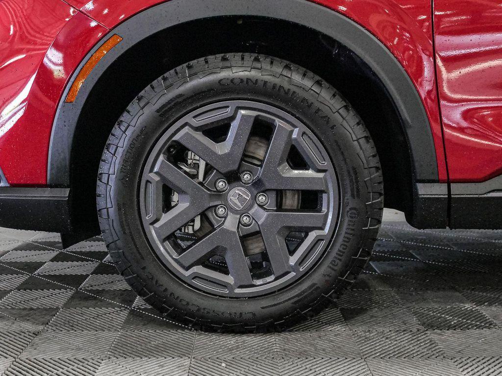 new 2026 Honda CR-V Hybrid car, priced at $40,650