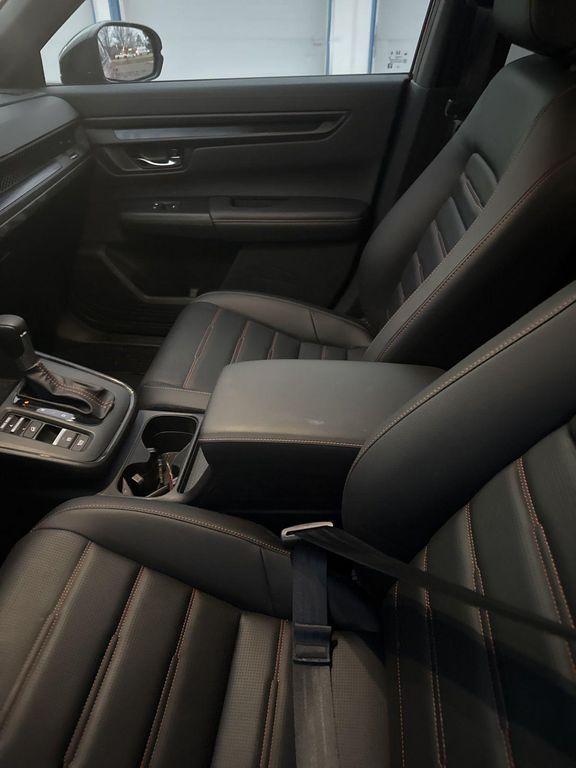 used 2026 Honda CR-V Hybrid car, priced at $37,077