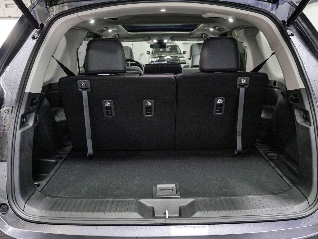 new 2025 Honda Pilot car, priced at $50,998