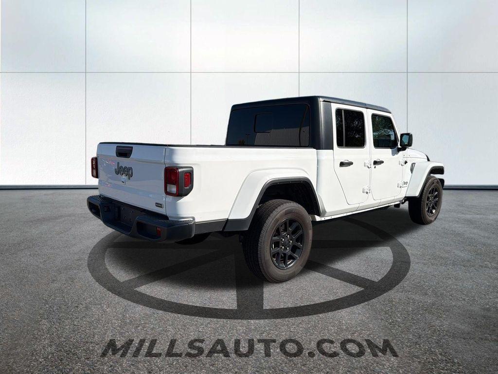 used 2023 Jeep Gladiator car, priced at $28,498