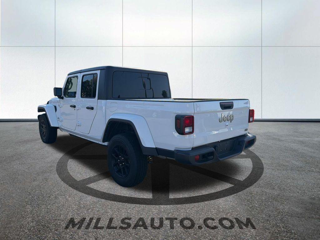 used 2023 Jeep Gladiator car, priced at $28,498