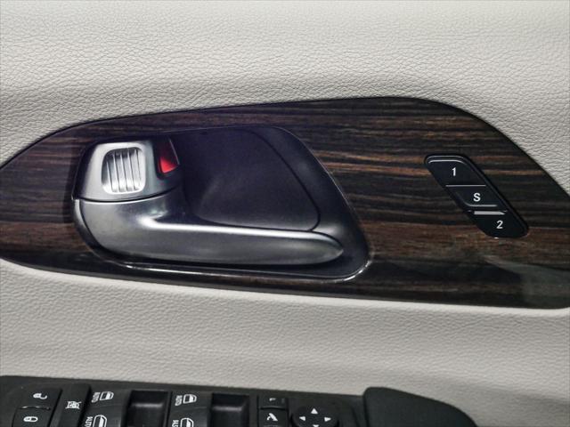 used 2023 Chrysler Pacifica car, priced at $27,696
