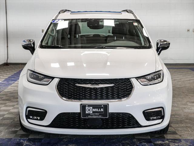 used 2023 Chrysler Pacifica car, priced at $27,696