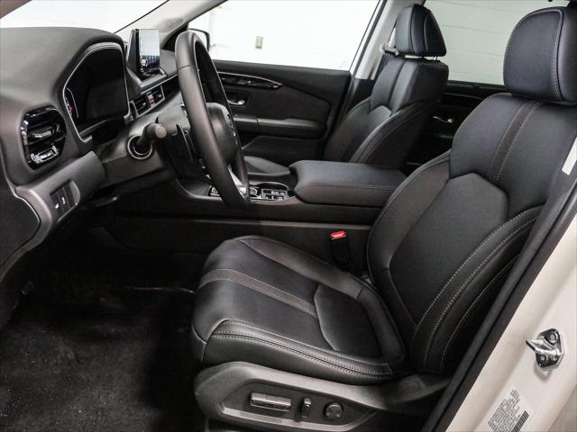 new 2025 Honda Pilot car, priced at $47,505