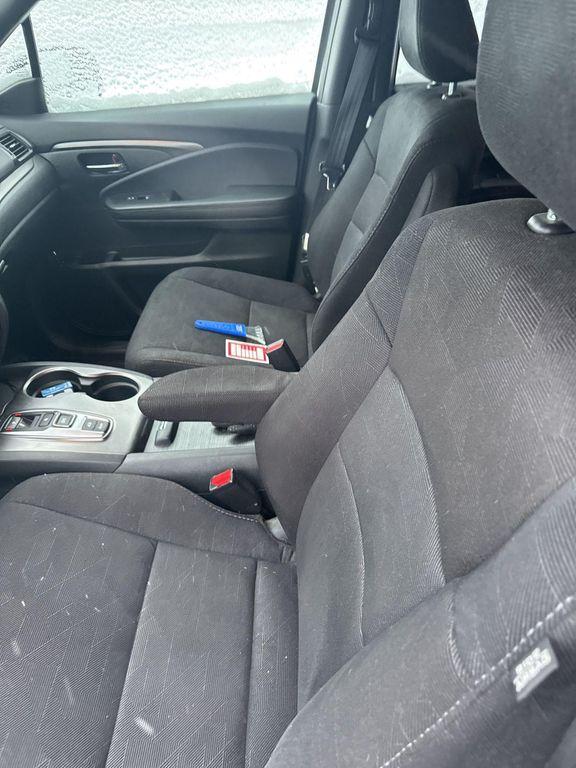 used 2022 Honda Pilot car, priced at $27,828