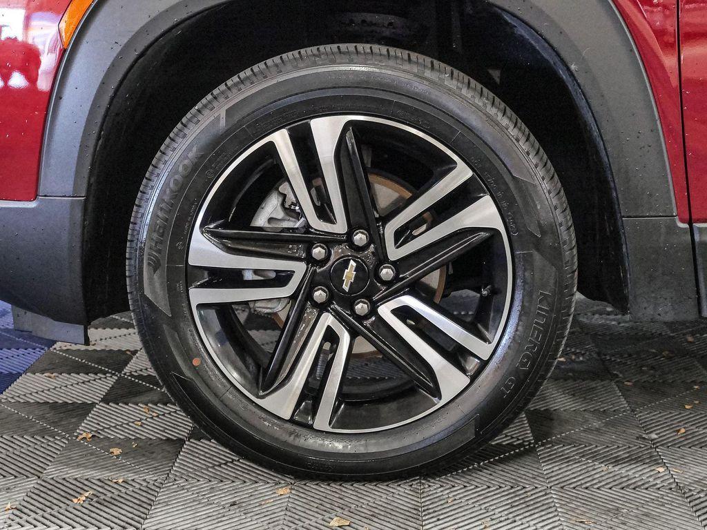 used 2023 Chevrolet TrailBlazer car, priced at $23,233