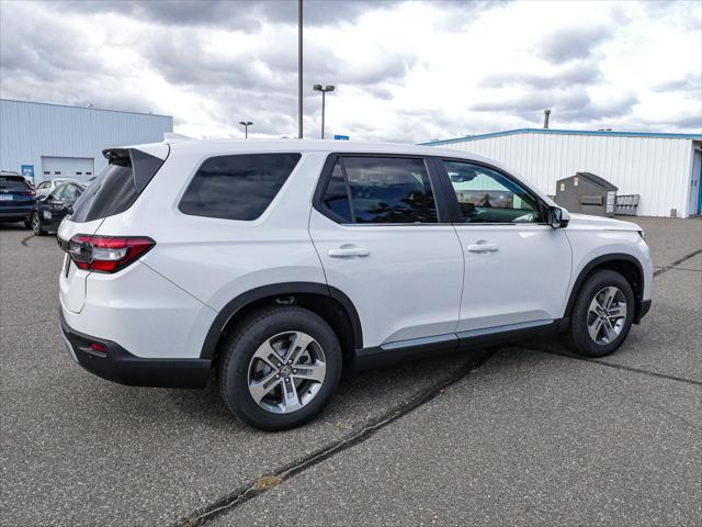 new 2025 Honda Pilot car, priced at $48,180