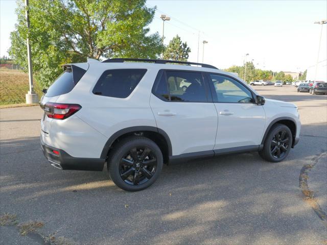 new 2025 Honda Pilot car, priced at $52,649