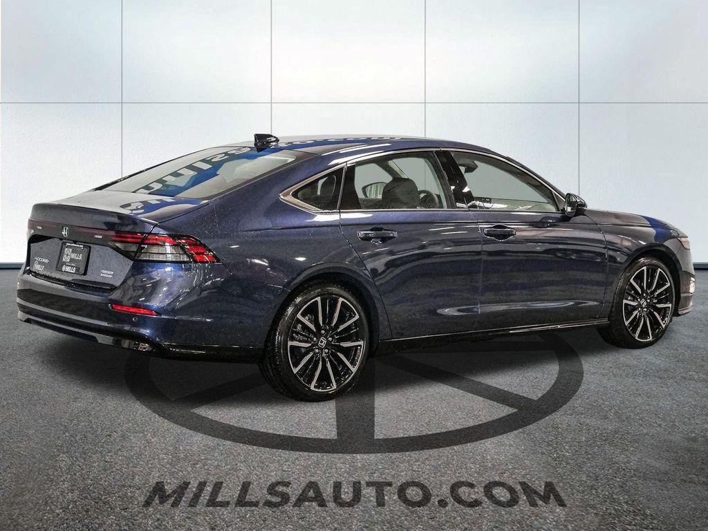 new 2025 Honda Accord Hybrid car, priced at $37,650