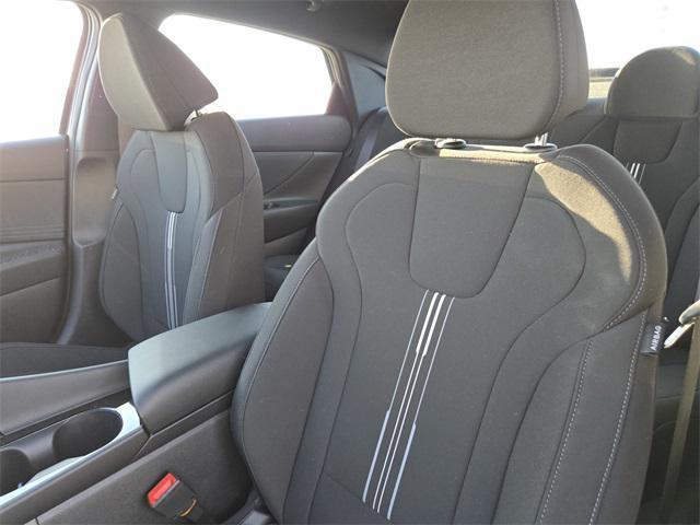 new 2025 Hyundai ELANTRA HEV car, priced at $27,695