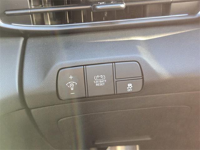 new 2025 Hyundai ELANTRA HEV car, priced at $27,695