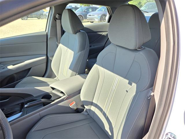 new 2025 Hyundai Elantra car, priced at $24,285
