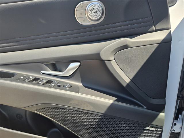 new 2025 Hyundai ELANTRA HEV car, priced at $30,450