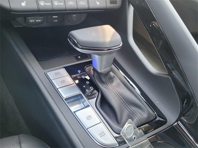 new 2025 Hyundai Elantra car, priced at $27,895