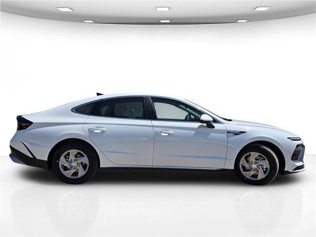 new 2025 Hyundai Sonata car, priced at $27,980