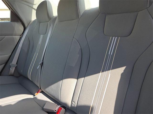 new 2025 Hyundai ELANTRA HEV car, priced at $27,705