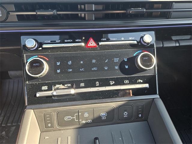 new 2025 Hyundai Santa Fe car, priced at $49,989