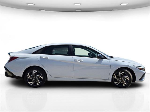 new 2025 Hyundai Elantra car, priced at $24,270