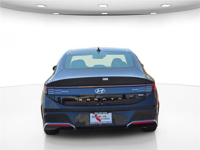 new 2025 Hyundai Sonata Hybrid car, priced at $38,025
