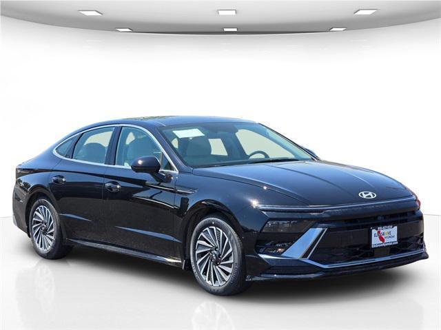 new 2025 Hyundai Sonata Hybrid car, priced at $38,025