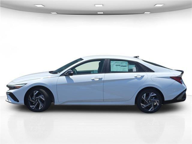 new 2025 Hyundai ELANTRA HEV car, priced at $28,195