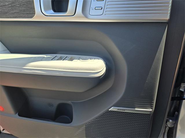 new 2025 Hyundai SANTA FE HEV car, priced at $45,510