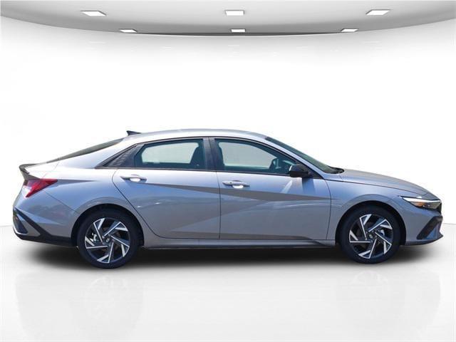 new 2025 Hyundai ELANTRA HEV car, priced at $27,710