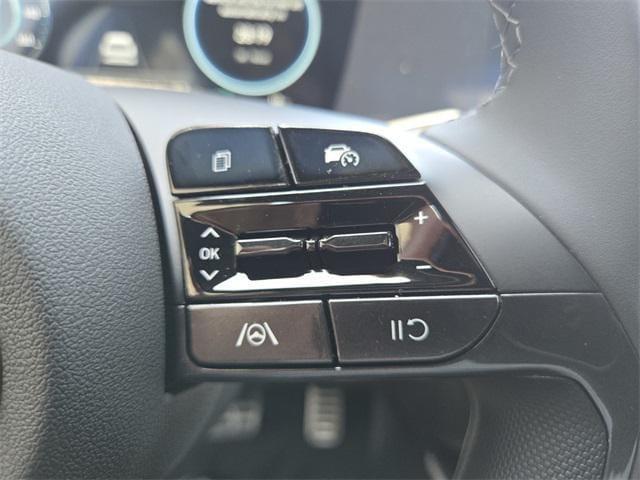 new 2025 Hyundai ELANTRA HEV car, priced at $27,710