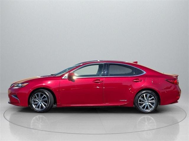 used 2016 Lexus ES 300h car, priced at $17,994