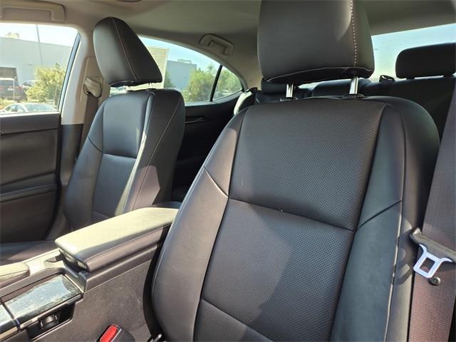 used 2016 Lexus ES 300h car, priced at $17,994