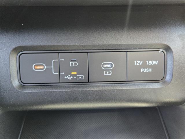 new 2025 Hyundai TUCSON Hybrid car, priced at $34,975