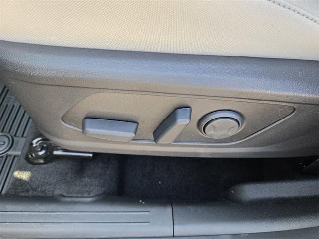 new 2025 Hyundai TUCSON Hybrid car, priced at $34,975