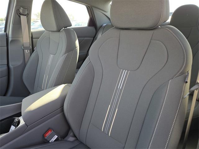 new 2025 Hyundai ELANTRA HEV car, priced at $27,705