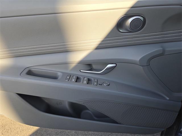 new 2025 Hyundai ELANTRA HEV car, priced at $27,705